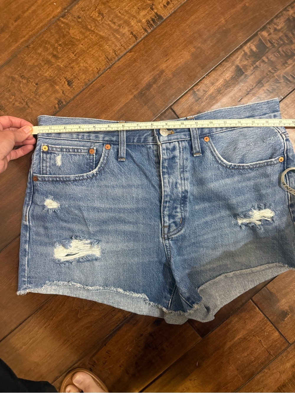 Madewell Denim Shorts - Picture 5 of 6